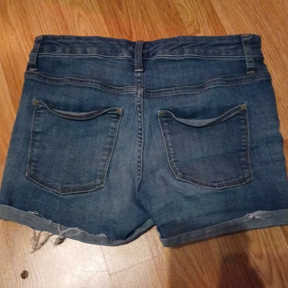 universal thread - Picture 2 of 3